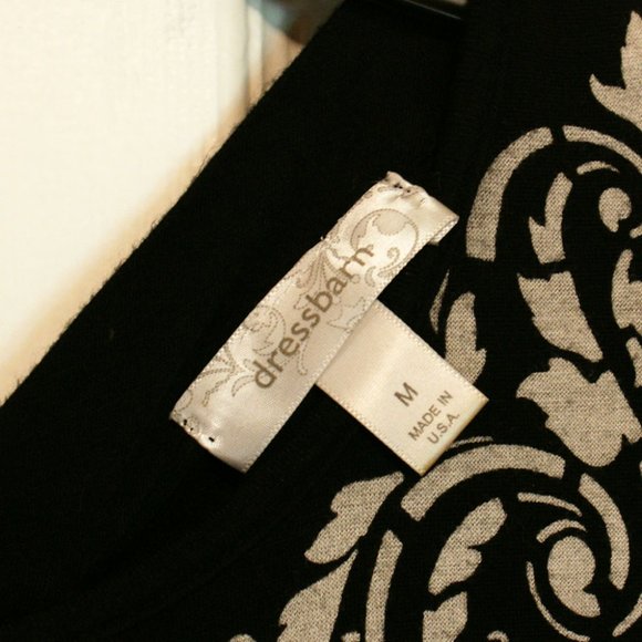 3 for $20! ✨ Handkerchief top with keyhole back - Picture 2 of 5